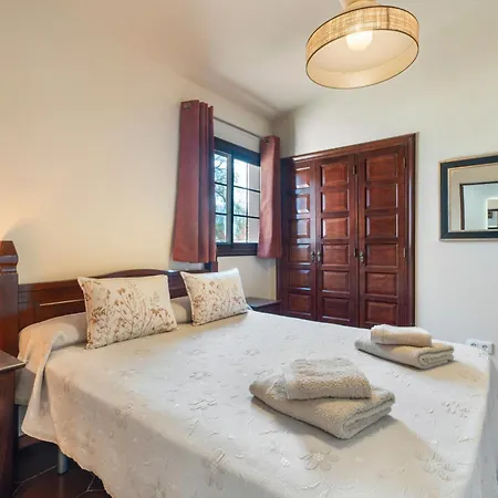 Esselle * סן מיגל דה אבונה