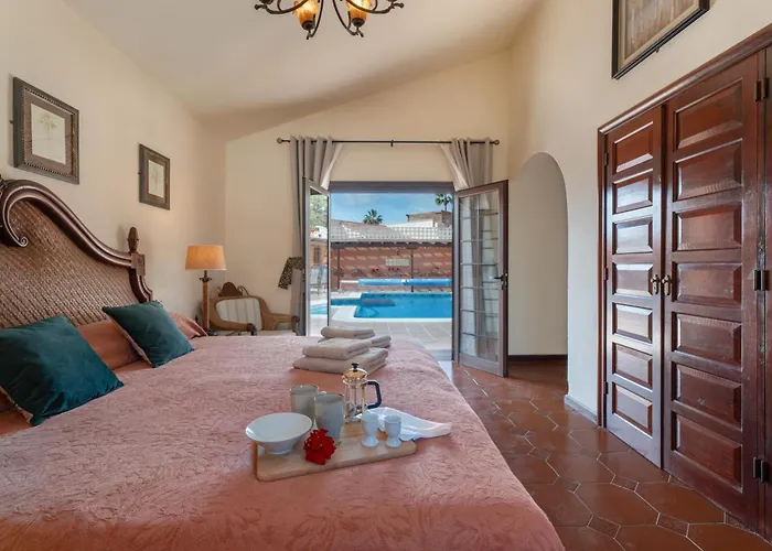 Esselle * 圣米格尔德阿沃纳